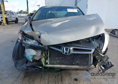 2004 Honda Accord 2.4 Ex z USA, uszkodzony, nr VIN 1HGCM56844A077306